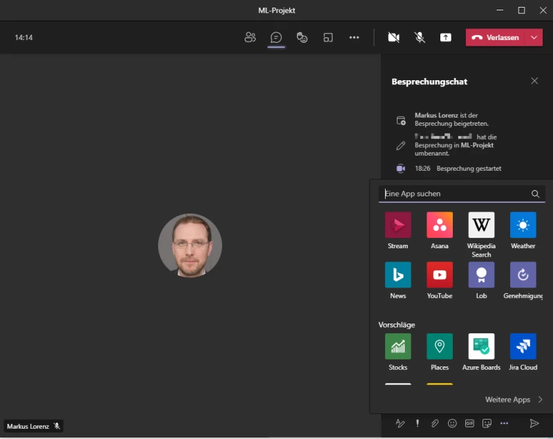 Screenshot Microsoft Teams: Apps in einer laufenden Besprechungen über den Besprechungschat hinzufügen.  | SPIRIT/21